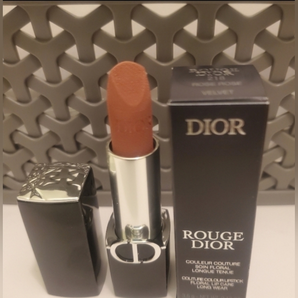 Dior Rouge Dior Refillable Lipstick 218 Rose Rose Velvet. BNIB